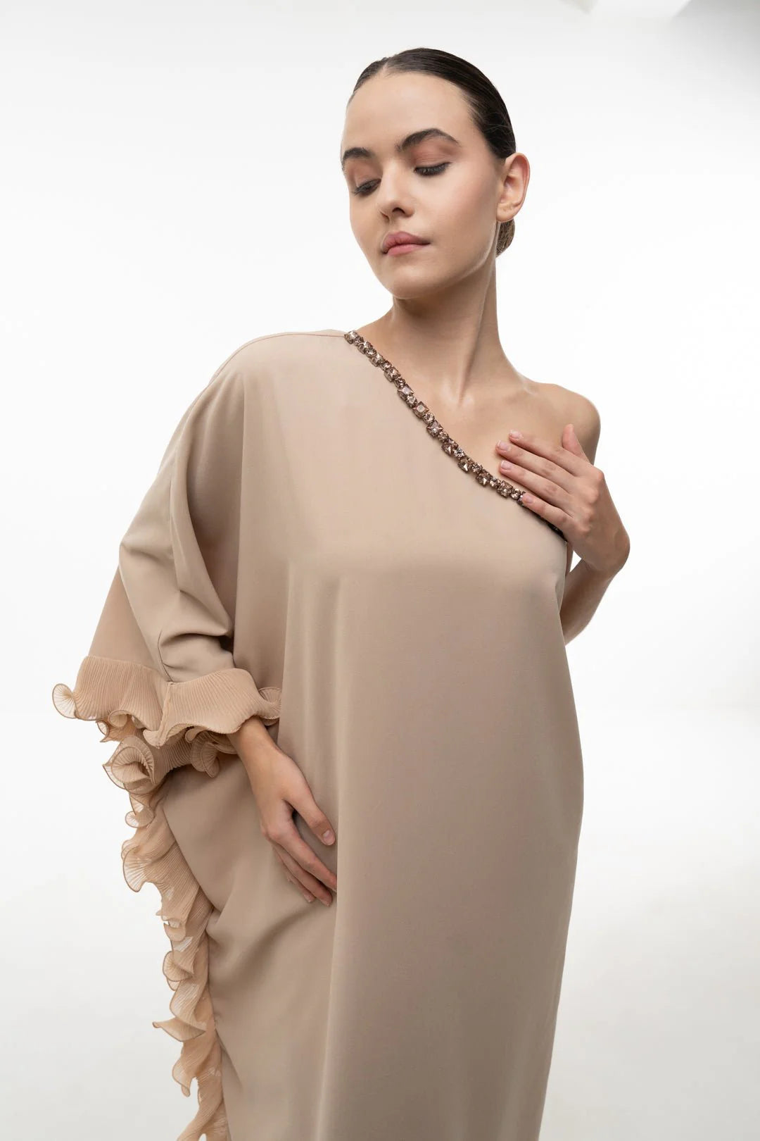 EMBELISHED ONE SHOULDER DRESS