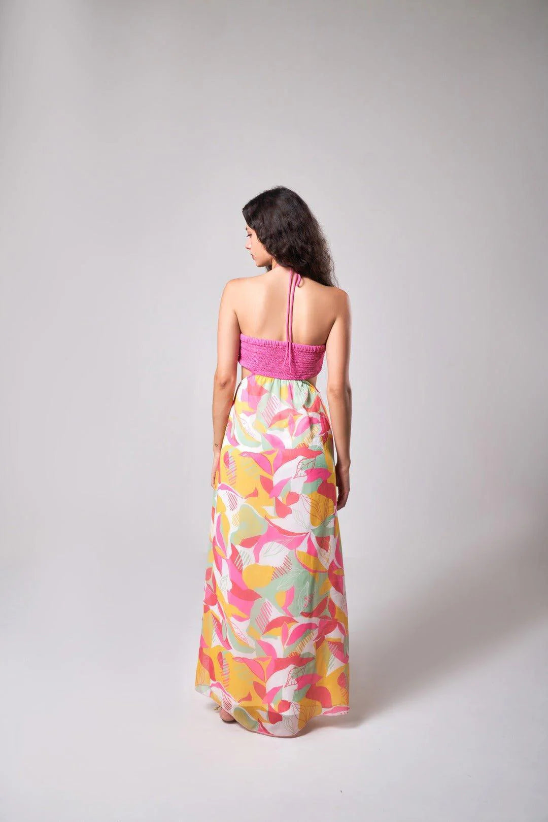TROPICAL HALTER NECK MAXI DRESS